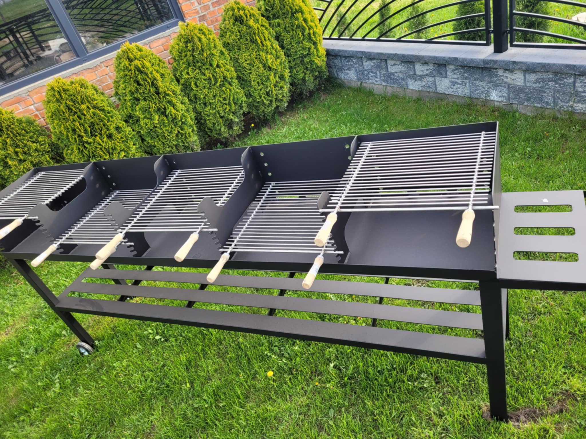 Grill stalowy na zamówienie