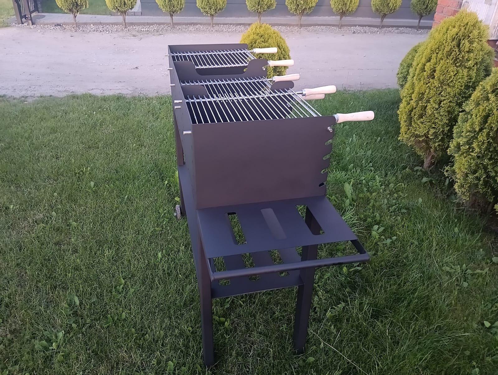 Grill metalowy wykonany na zamówienie